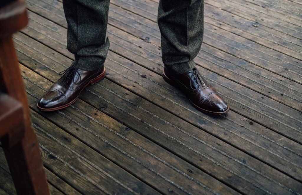 Shoes of the groom